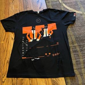 Twenty One Pilots T-Shirt Large